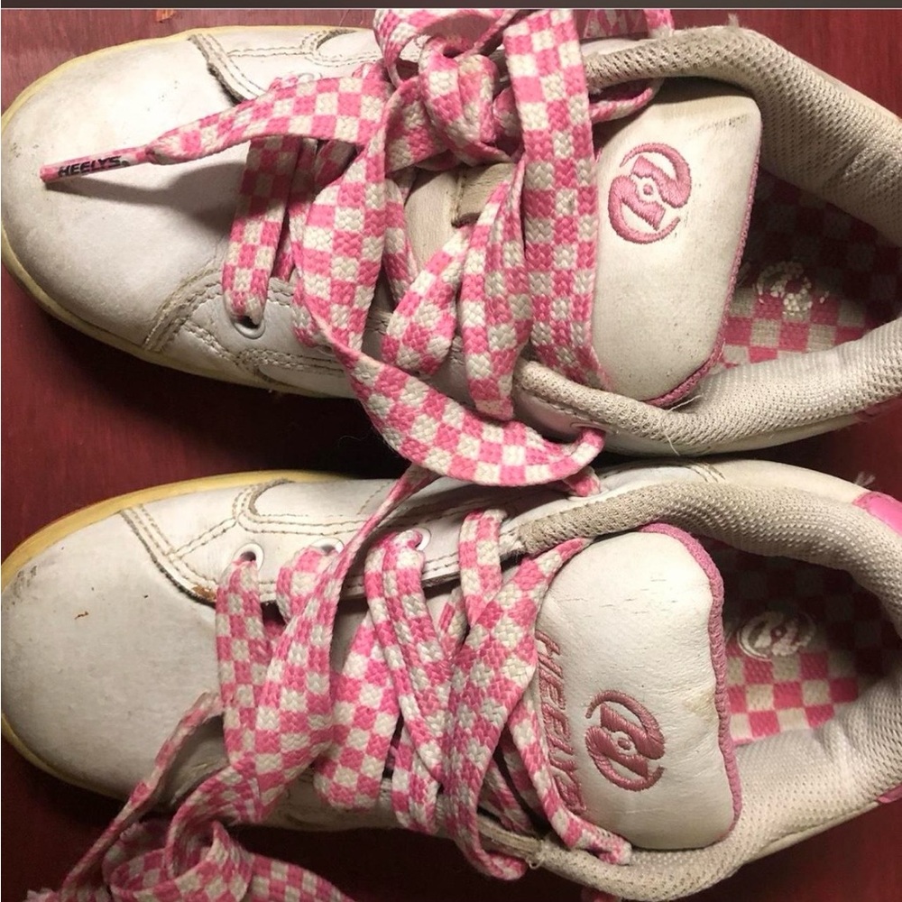 Heelys Pink and White Checkered Shoes